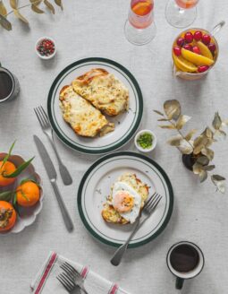 Συνταγή για Croque Monsieur & Croque Madame με μπριός ελαιόλαδου